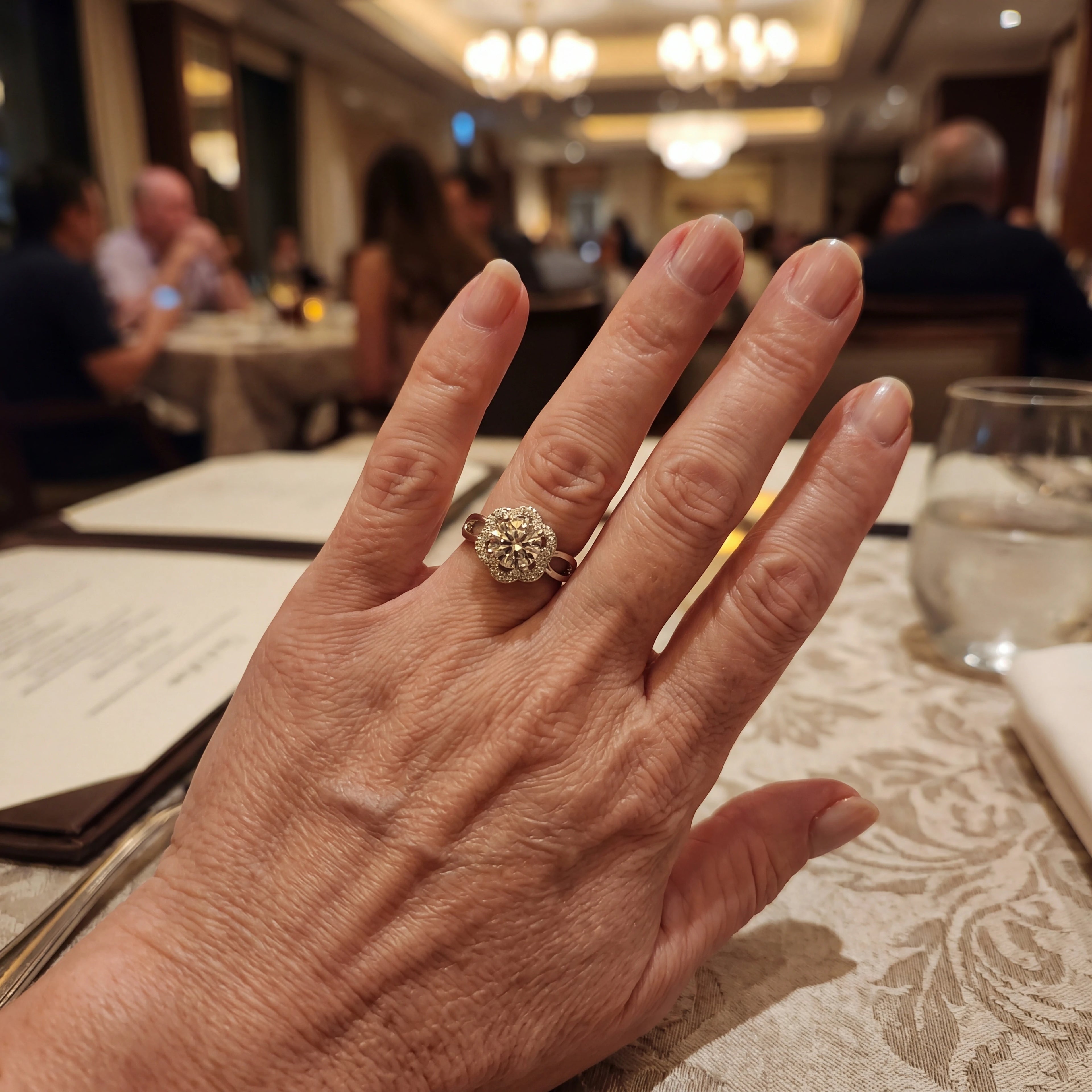🔥 90% OFF TODAY:  The Eternity Bloom™ | Premium Lab-Grown Diamond Floral Halo Ring