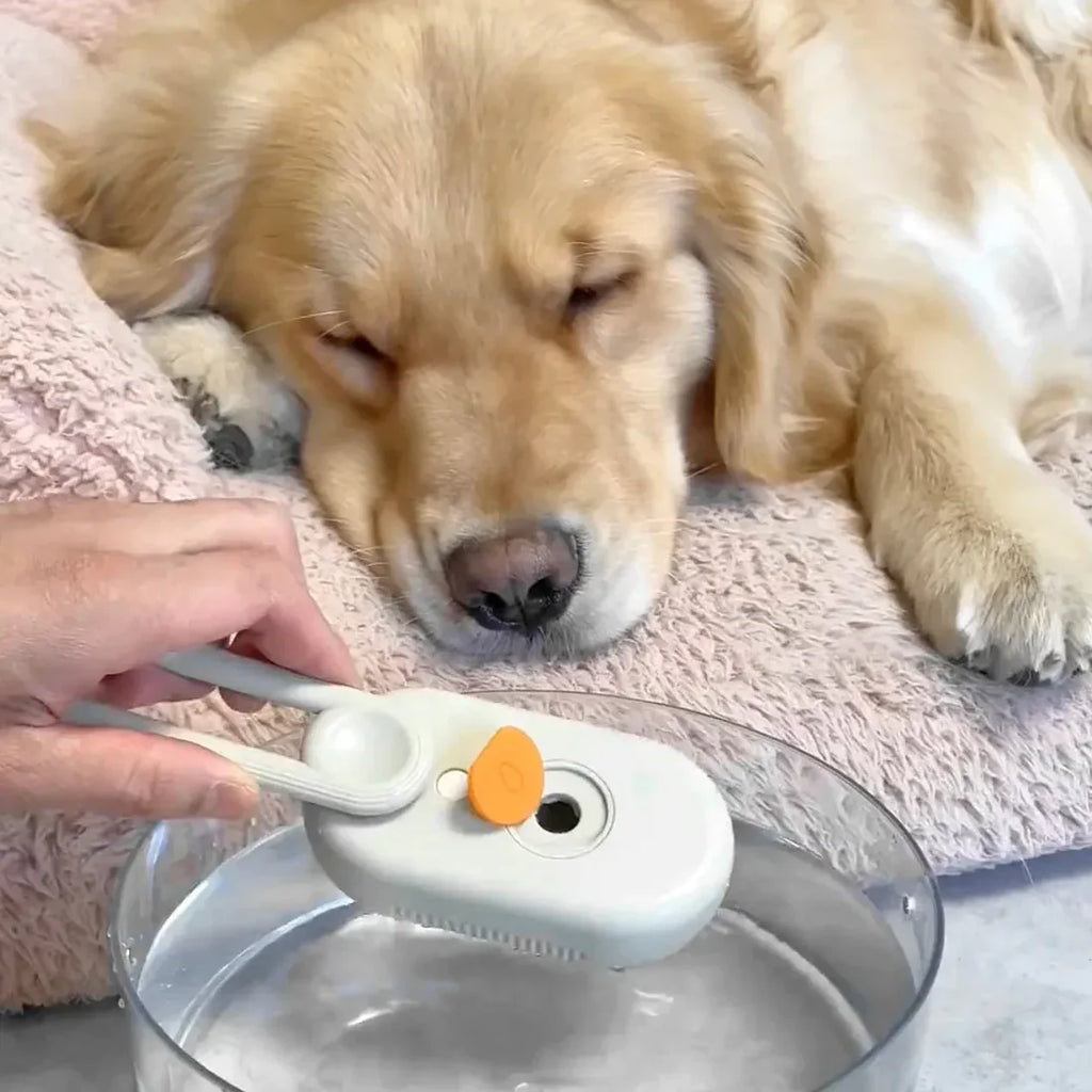 🔥 TODAY ONLY 50% OFF：Stop Flying Fur Instantly - 3-in-1 Steamy Pet Brush
